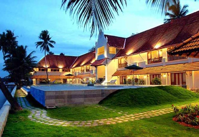 LEMON TREE VEMBANAD LAKE RESORT KERALA