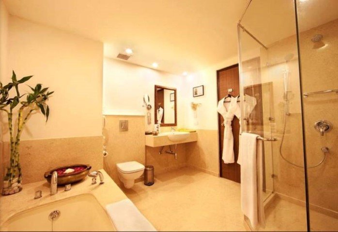LEMON TREE HOTEL CHANDIGARH