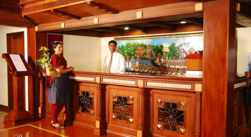 Sterling Lake Palace Alleppey