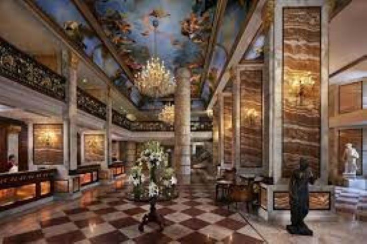 Hotel The Royal Plaza