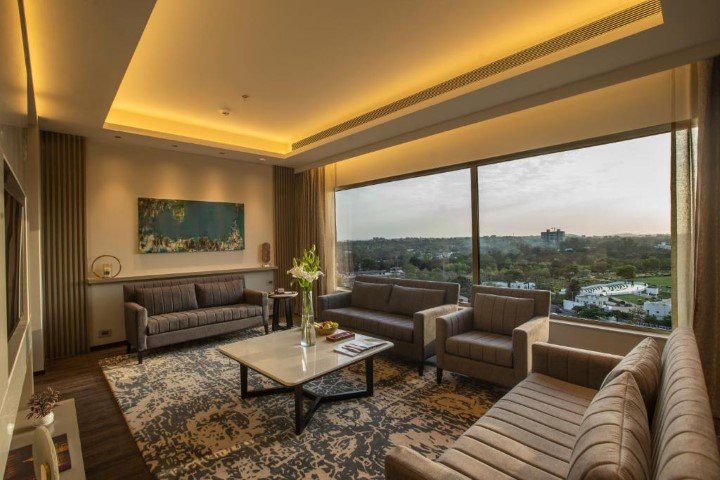 Courtyard by Marriott Bhopal