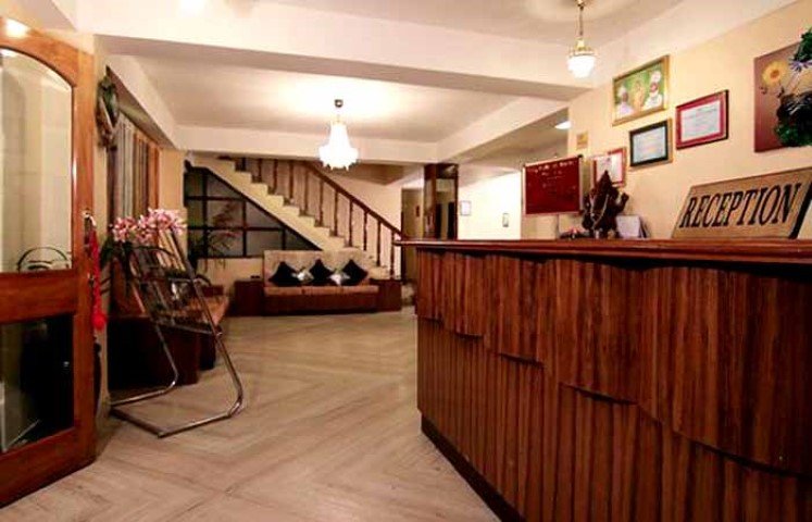Royal Orchid & Spa