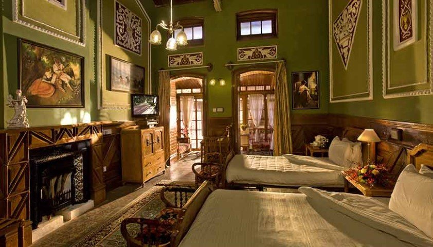 WelcomHeritage Fernhills Royal Palace