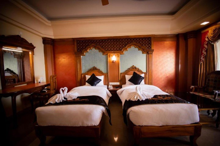 NRS Royal Palace