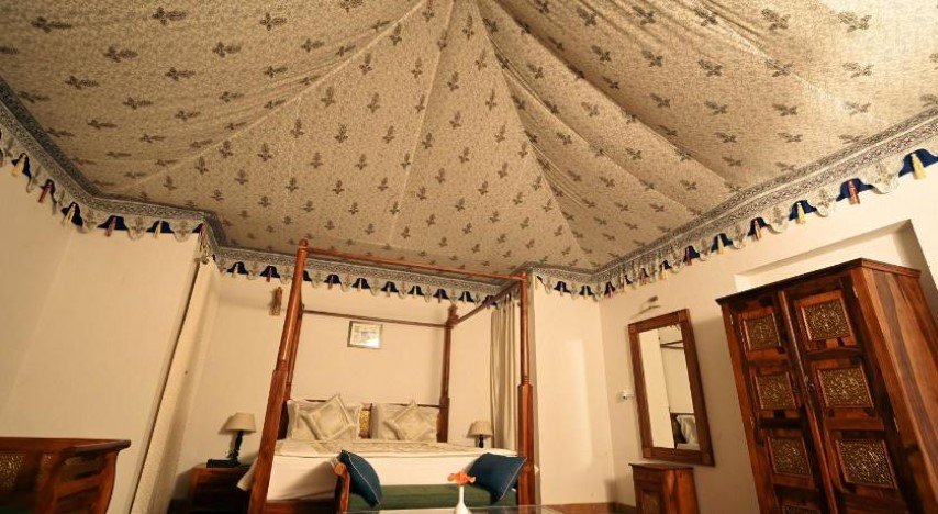 Clarks Safari Ranthambore
