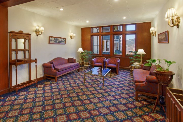 Clarks Hotel