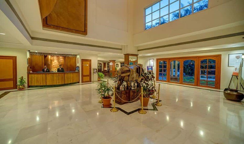 Renest Shraddha Inn - Shirdi