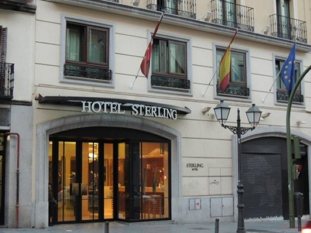 Hotel Sterling Gran V&iacute;a