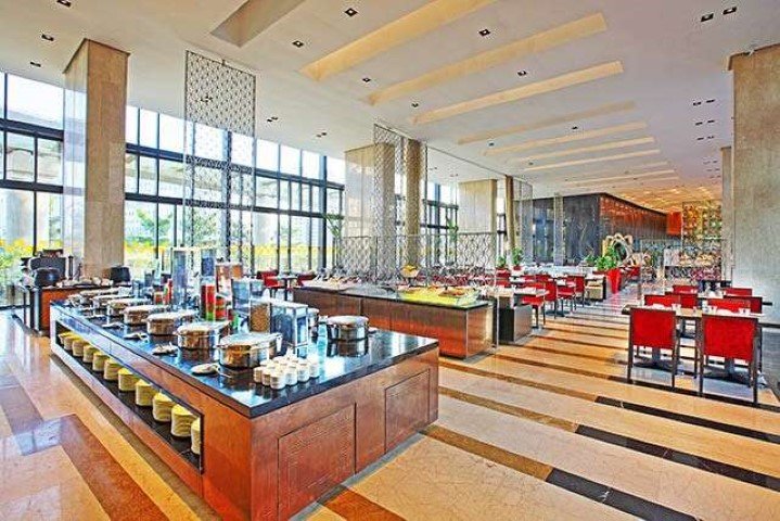 Novotel Kolkata - Hotel &amp; Residences