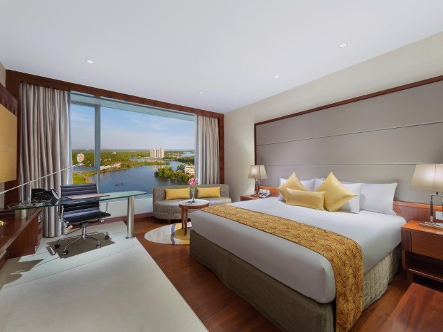 Crowne Plaza Kochi