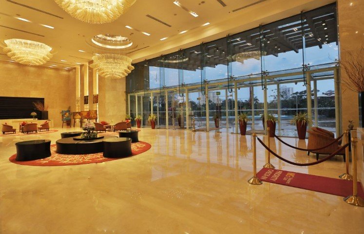 Crowne Plaza Kochi