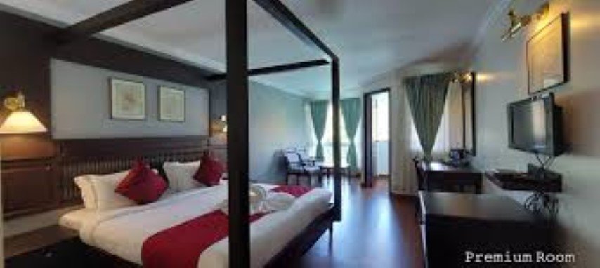 Maxi Munnar T&amp;U Leisure Hotel