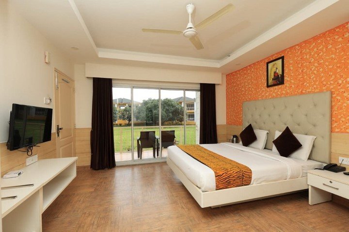 HOTEL LIMEWOOD - Nainital