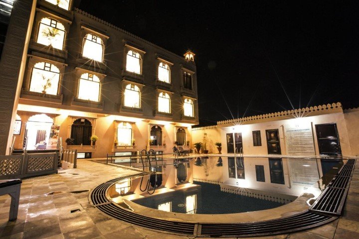 RANTHAMBORE NATIONAL RESORT - Ranthambore