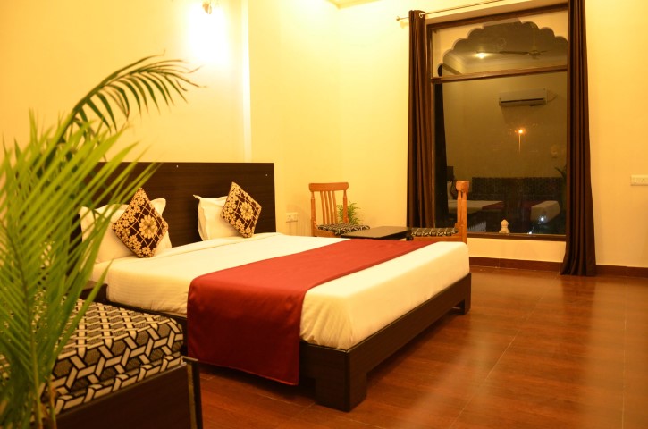 RANTHAMBORE NATIONAL RESORT - Ranthambore